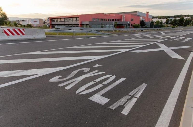 Benkovac - benkovac.info - Poštujte naše znakove - od ponedjeljka u prometu mislite na učenike prvih razreda osnovnih škola